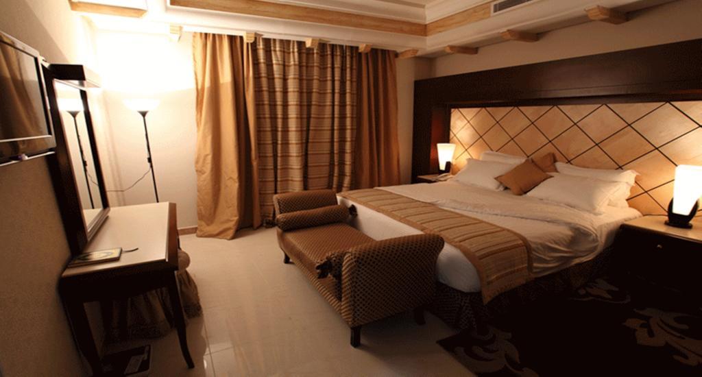 Lavande Suites Yanbu Cameră foto